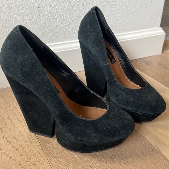 Genuine Suede Steve by Steve Madden Chunky Platform Heels - Picture 5 of 12